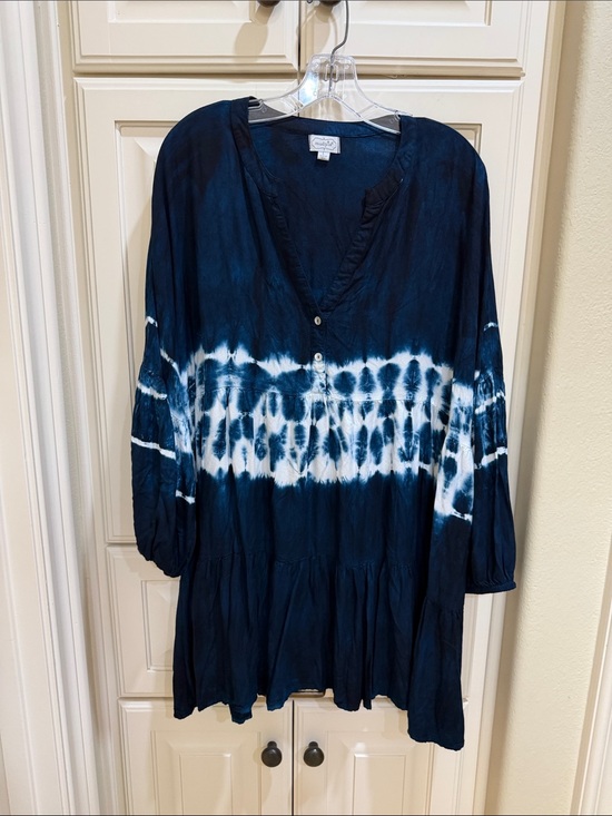 Mud Pie Dresses & Skirts - Mud Pie Navy and White Tie-Dye Midi Dress